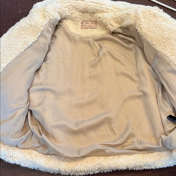 Women’s Free People Cream Sherpa Jacket in Medium - Picture 6 of 15